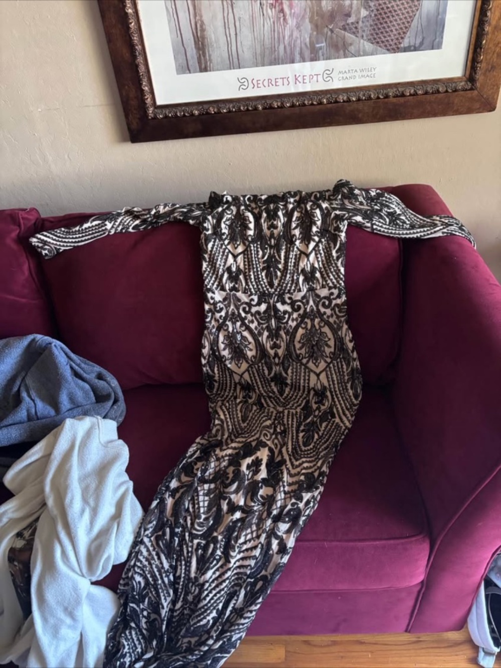 Dress - Picture 2 of 2
